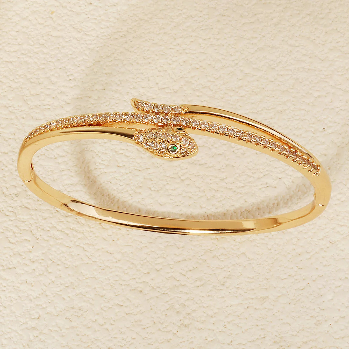 Bracelets Tendance Inox Dorés ⟢