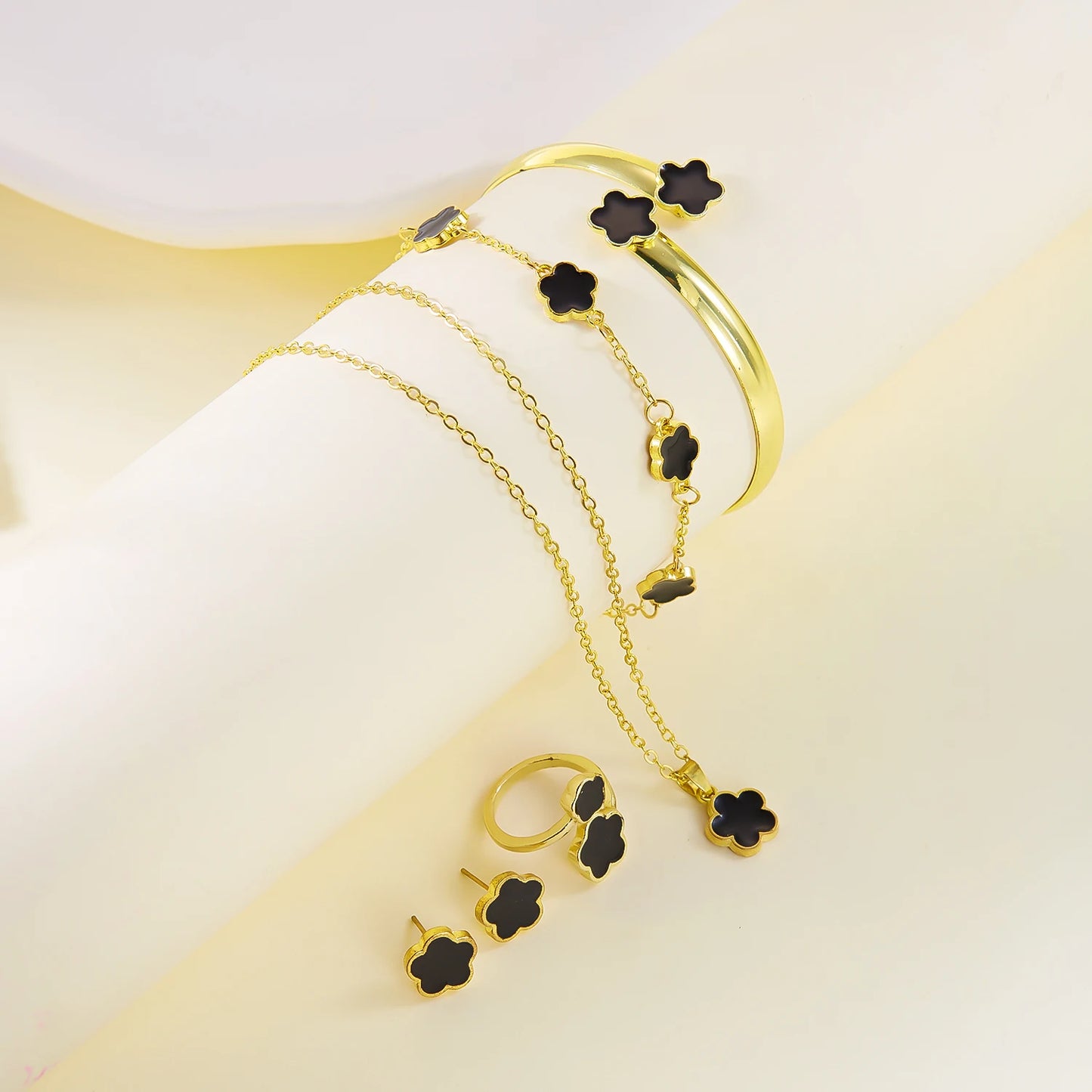 5pcs/set Le Dupe du Trèfle à 5 Feuilles ☘︎