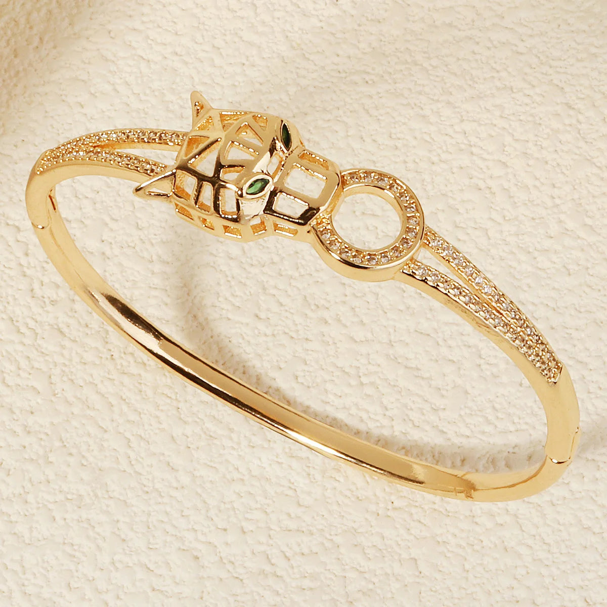 Bracelets Tendance Inox Dorés ⟢