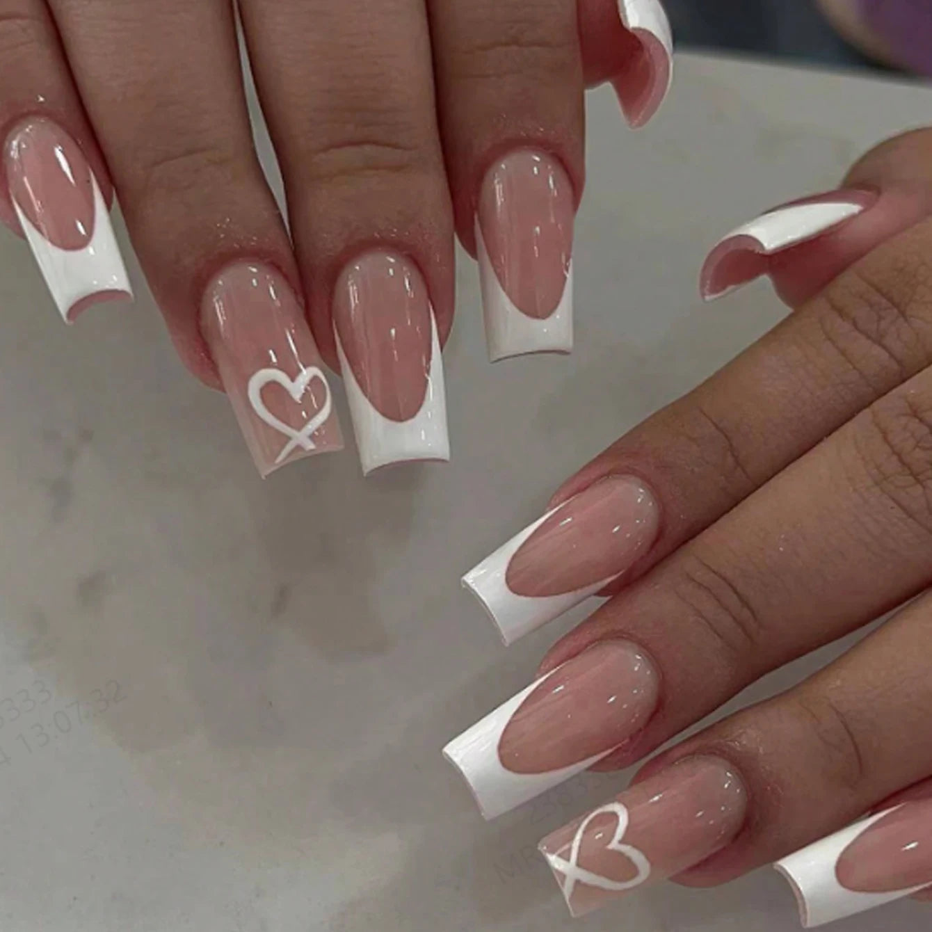 24pcs/set French Faux Ongles Court et Mi-Court ─ .✦