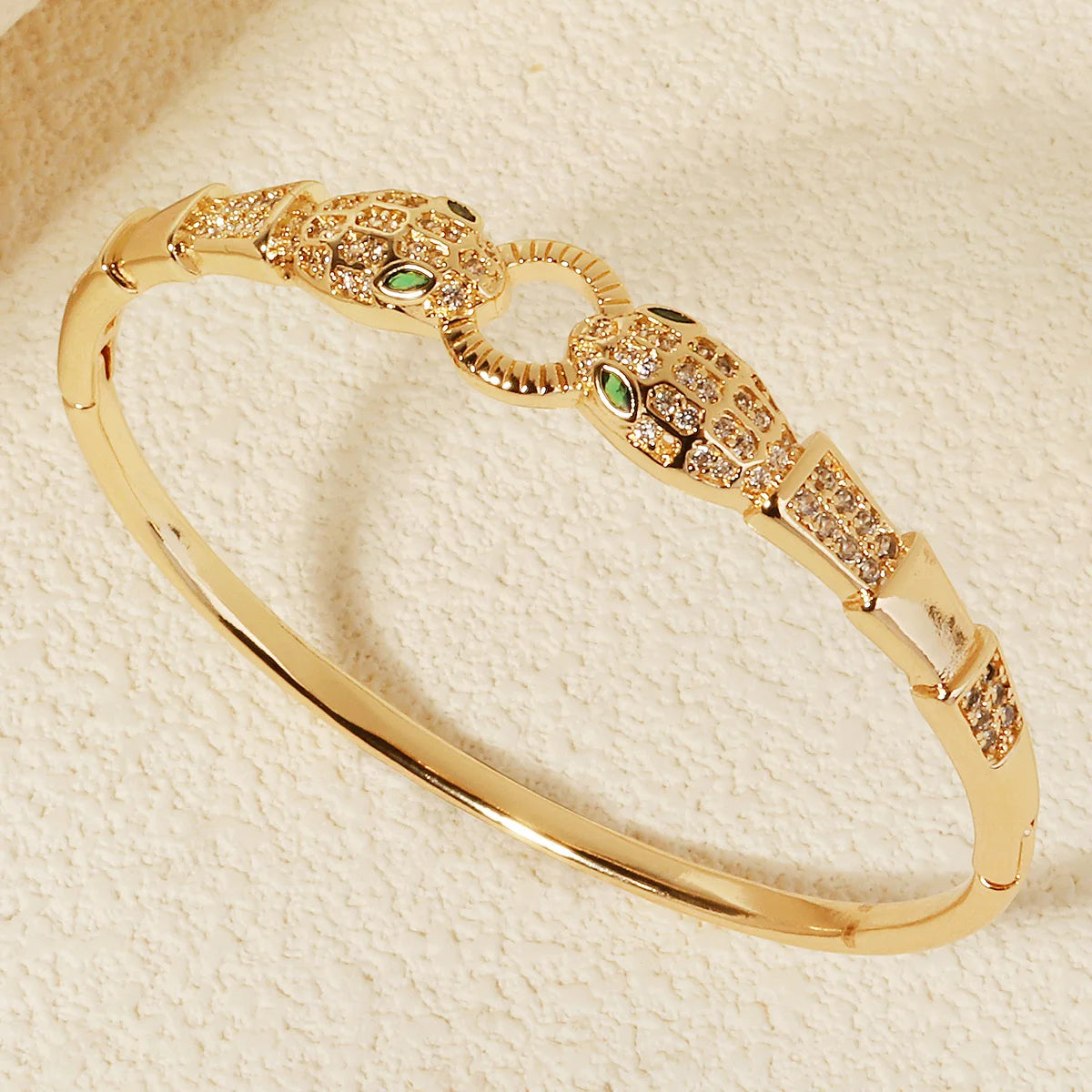 Bracelets Tendance Inox Dorés ⟢