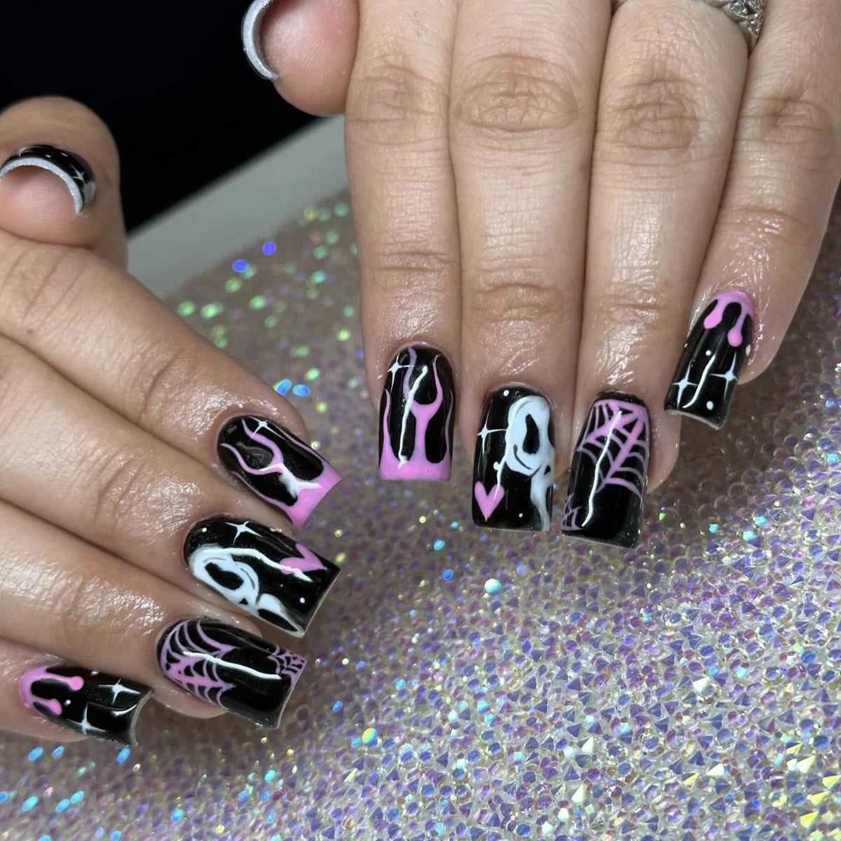 24Pcs Faux Ongles Mid-Taille à Coller ✮ Réutilisables NAIL ART