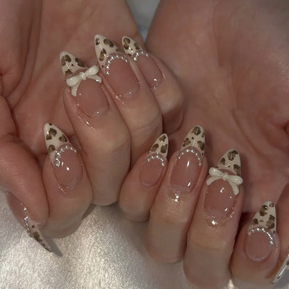 3D Faux Ongles Leopard French Nude Almond ── .✦