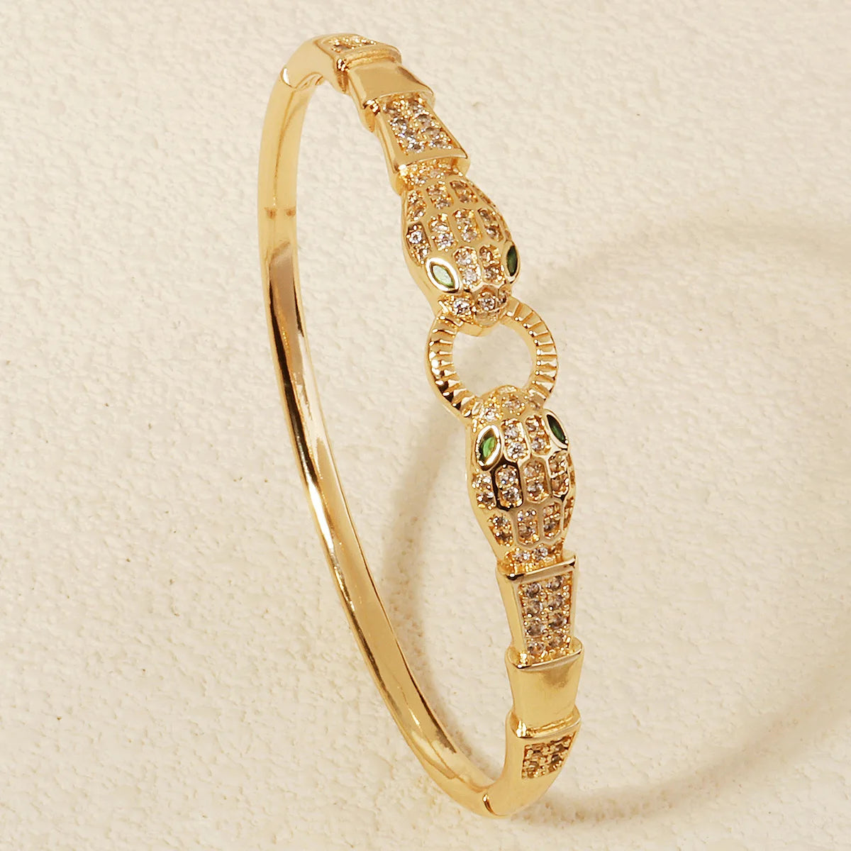 Bracelets Tendance Inox Dorés ⟢